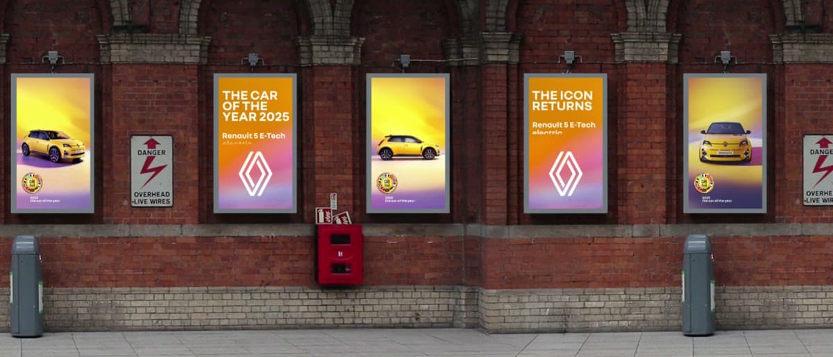 Renault — The icon returns — Connolly Station takeover